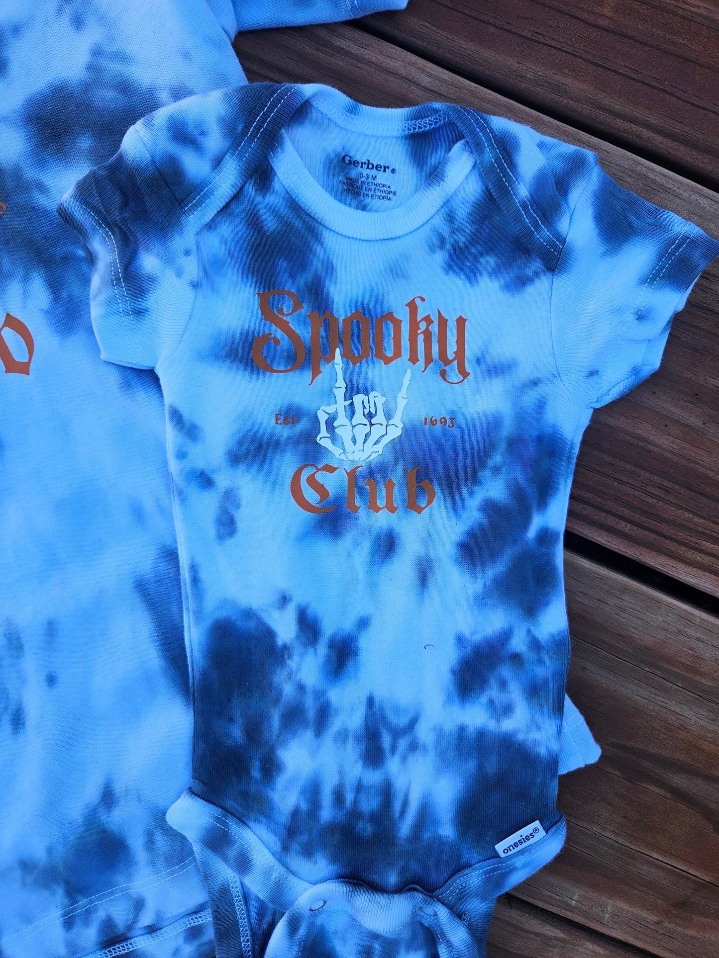 Spooky Club Glow in Dark Onsie / Kids T-shirt